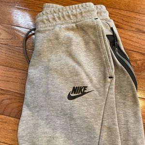 Nike jogger big kids - size L - light & dark gray